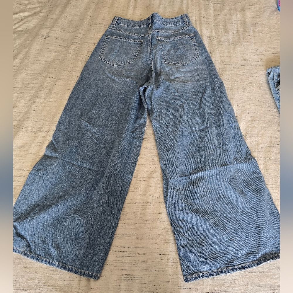 GU Wide-Leg Blue Jeans - Picture 2 of 2